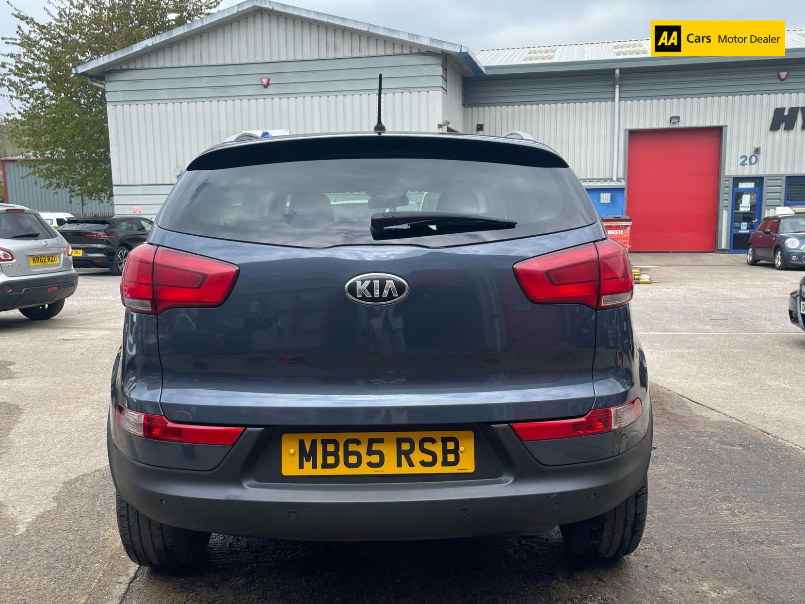 Kia Sportage 2.0 CRDi KX-2 SUV 5dr Diesel Manual AWD Euro 5 (134 bhp)