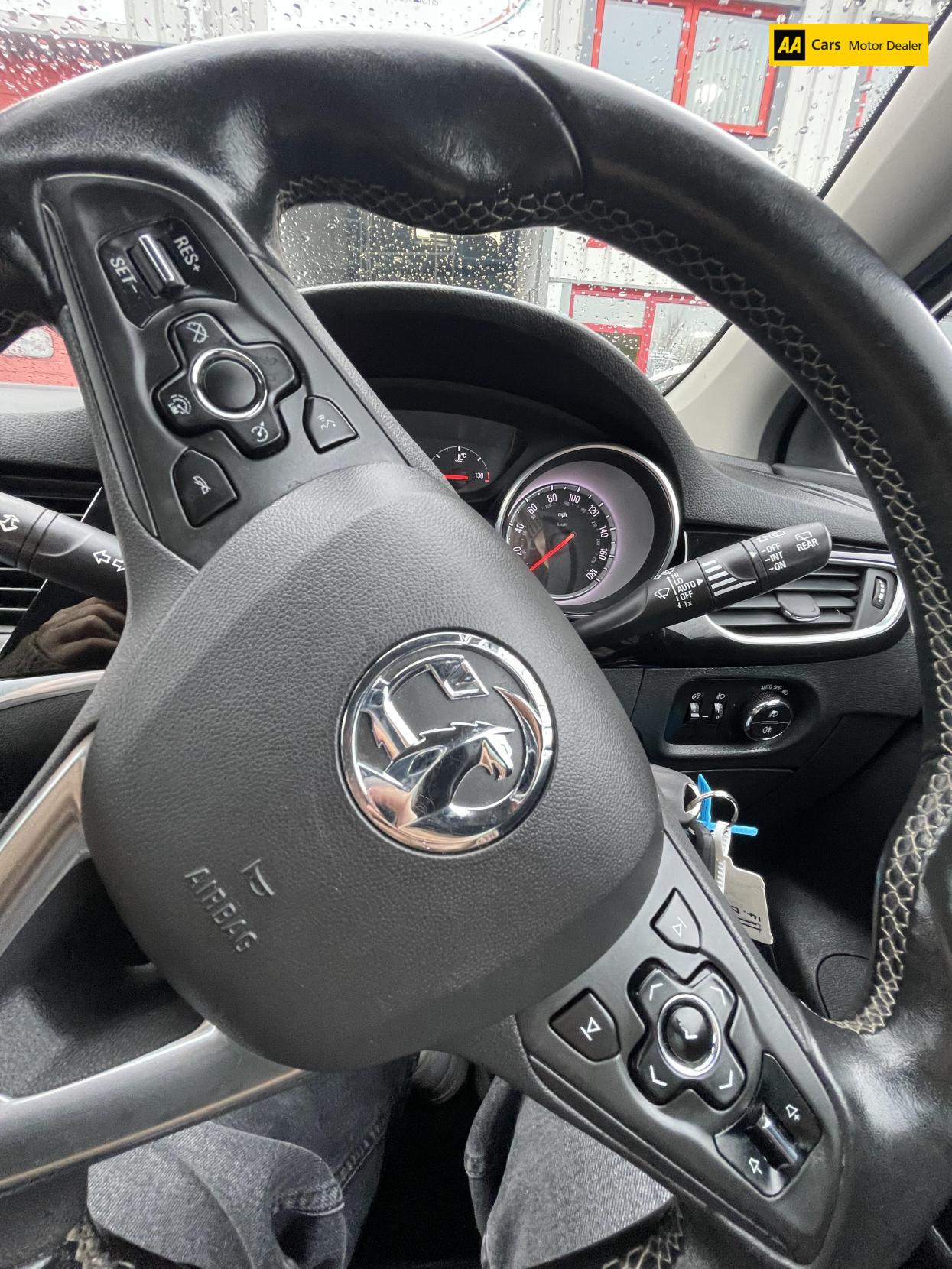 Vauxhall Astra 1.6 CDTi BiTurbo Elite Nav Hatchback 5dr Diesel Manual Euro 6 (s/s) (160 ps)