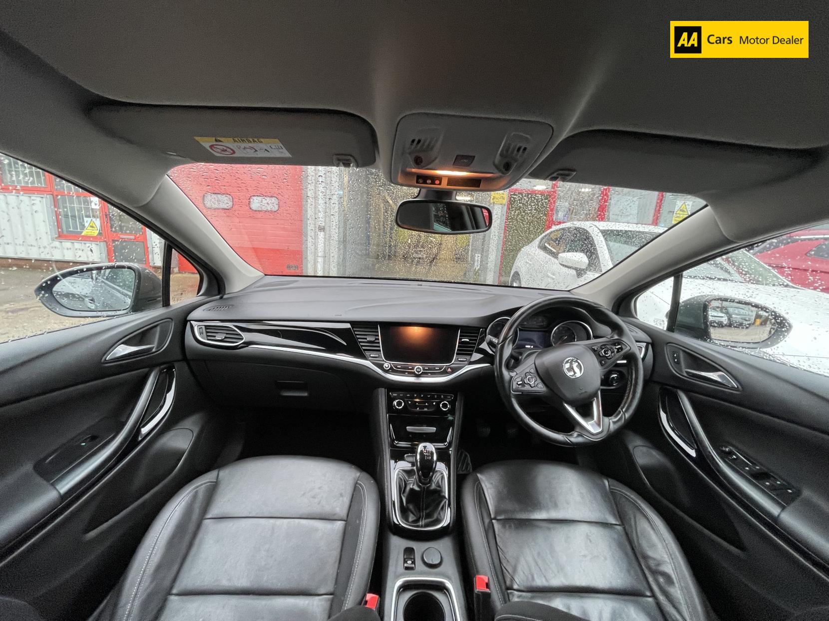 Vauxhall Astra 1.6 CDTi BiTurbo Elite Nav Hatchback 5dr Diesel Manual Euro 6 (s/s) (160 ps)