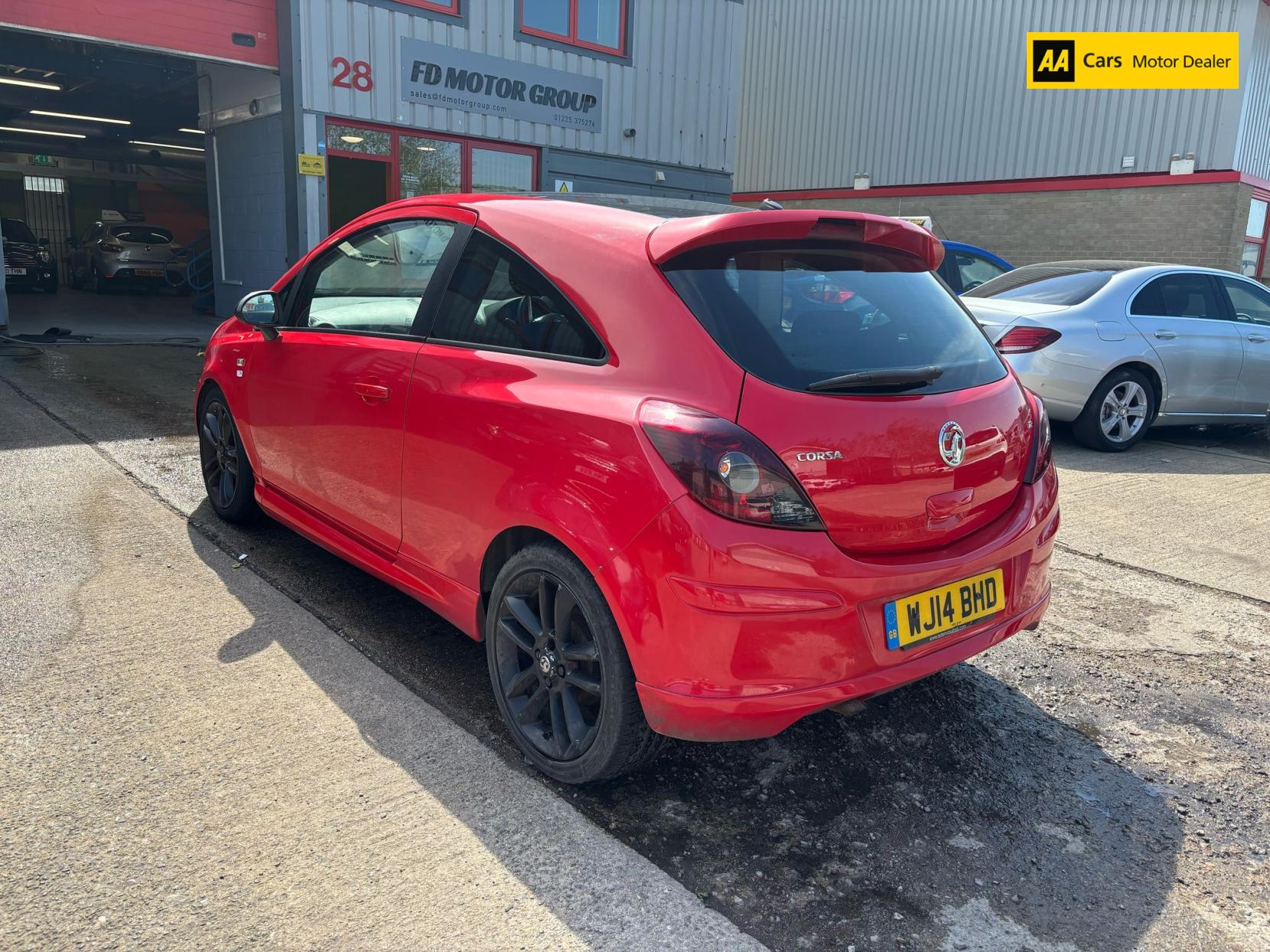Vauxhall Corsa 1.2 16V Limited Edition Hatchback 3dr Petrol Manual Euro 5 (85 ps)