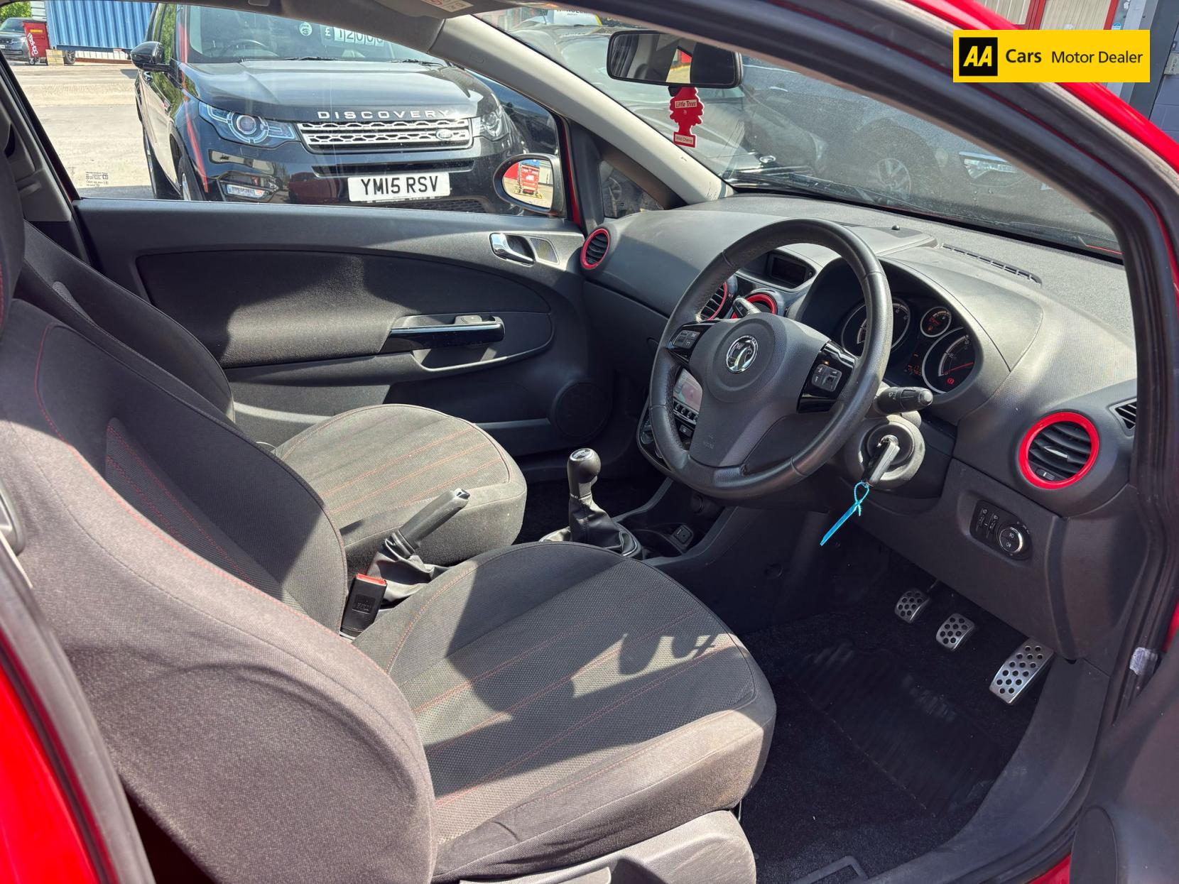 Vauxhall Corsa 1.2 16V Limited Edition Hatchback 3dr Petrol Manual Euro 5 (85 ps)