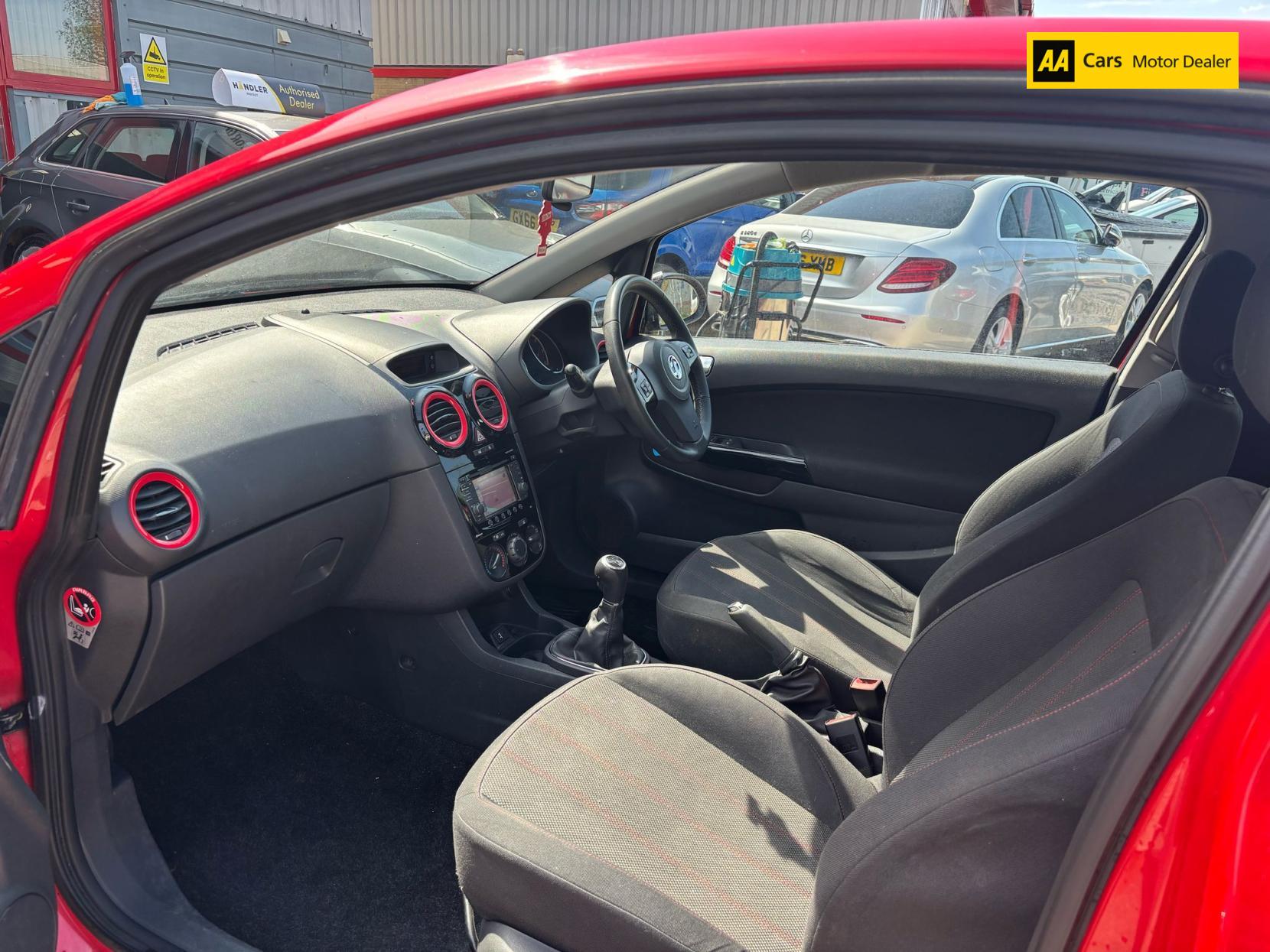 Vauxhall Corsa 1.2 16V Limited Edition Hatchback 3dr Petrol Manual Euro 5 (85 ps)